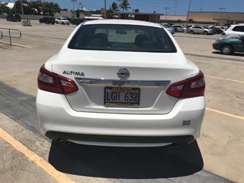 2016 Nissan Altima 2.5 S  FULL SIZE COMFORT ! - Photo 4 - Honolulu, HI 96818