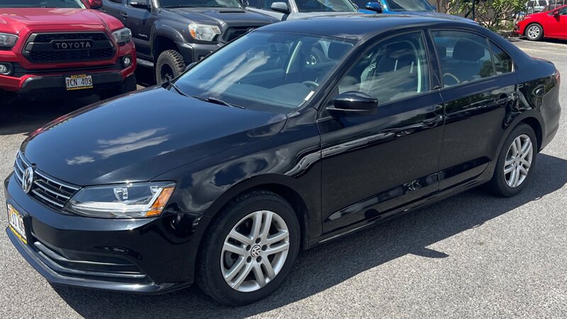 2018 Volkswagen Jetta 1.4T S  SPORTY BOLD AWESOME !