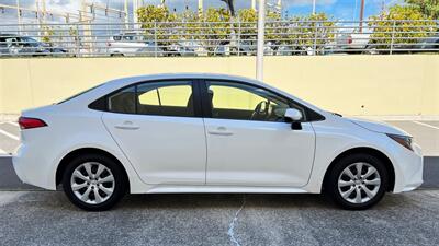 2022 Toyota Corolla LE   - Photo 6 - Honolulu, HI 96818