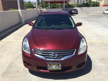 2012 Nissan Altima 2.5  Full Size Comfort - Photo 5 - Honolulu, HI 96818