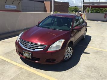 2012 Nissan Altima 2.5  Full Size Comfort - Photo 2 - Honolulu, HI 96818