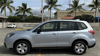 2017 Subaru Forester 2.5i  RELIABLE AWD BEAUTIFUL - Photo 2 - Honolulu, HI 96818