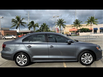 2016 Volkswagen Jetta 1.4T SE GERMAN PRECISION DESIGN !  PREFERRED SE MODEL ! BEYOND AWESOME ! AFFORDABLE ! - Photo 4 - Honolulu, HI 96818