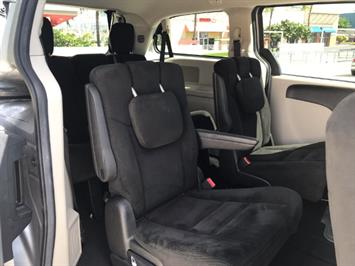 2016 Dodge Grand Caravan SXT Plus  7 PASSENGER  AFFORDABLE. LOW MILES! - Photo 7 - Honolulu, HI 96818