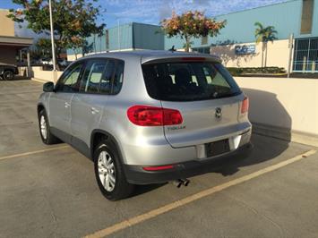 2013 Volkswagen Tiguan SUV 5 SEATER SUPER LOW MILES !  GERMAN PRECISION DESIGNED ! - Photo 9 - Honolulu, HI 96818