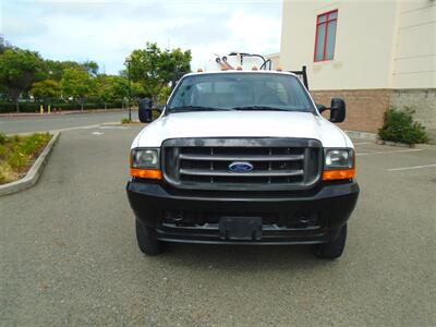 2002 FORD F550 - Photo 2 - San Leandro, CA 94578