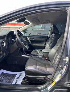 2018 Toyota Corolla SE   - Photo 2 - Wichita Falls, TX 76310