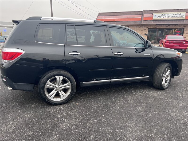 2011 Toyota Highlander Limited  