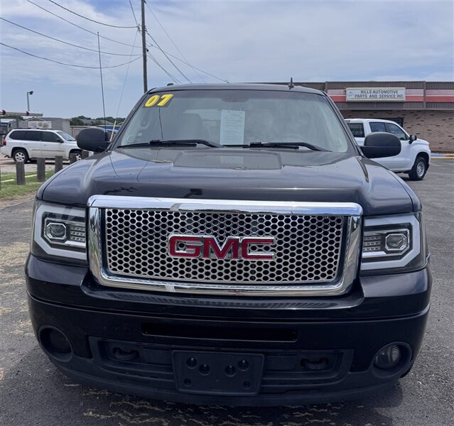 2007 GMC Sierra 1500 Denali  