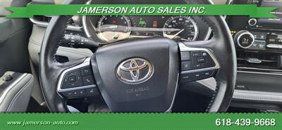 2021 Toyota Highlander XLE   - Photo 16 - Benton, IL 62812