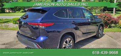 2021 Toyota Highlander XLE   - Photo 5 - Benton, IL 62812