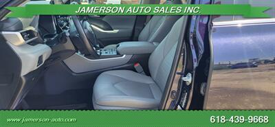 2021 Toyota Highlander XLE   - Photo 11 - Benton, IL 62812