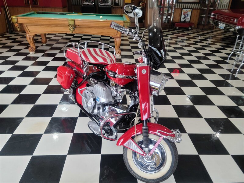 アメリカンカントリー額 1963 Cushman Super Eagle