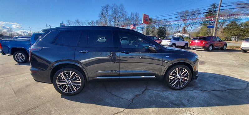 2022 Cadillac XT6 Sport
