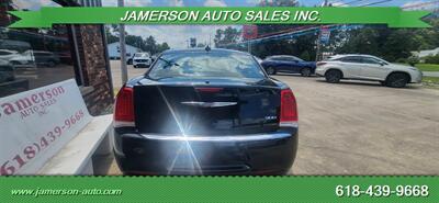 2018 Chrysler 300 Series Limited   - Photo 4 - Benton, IL 62812
