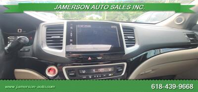 2019 Honda Ridgeline RTL-E   - Photo 14 - Benton, IL 62812