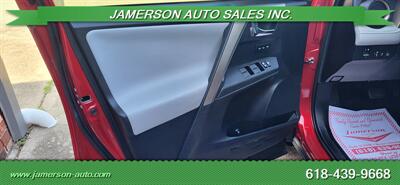 2015 Toyota RAV4 Limited   - Photo 8 - Benton, IL 62812