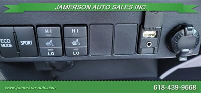 2015 Toyota RAV4 Limited   - Photo 12 - Benton, IL 62812