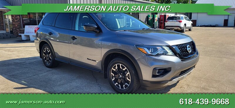 2020 Nissan Pathfinder SL  