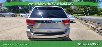 2012 Jeep Grand Cherokee Laredo   - Photo 6 - Benton, IL 62812