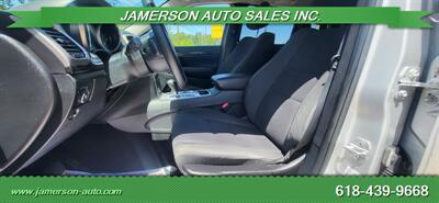 2012 Jeep Grand Cherokee Laredo   - Photo 9 - Benton, IL 62812