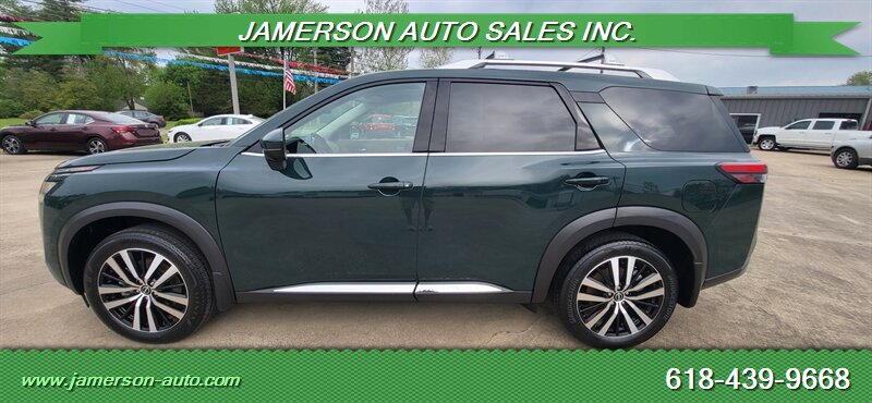 2024 Nissan Pathfinder Platinum  