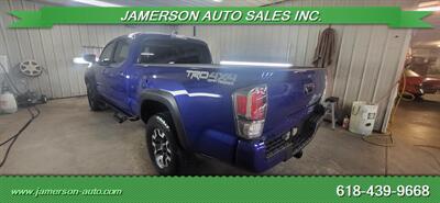 2023 Toyota Tacoma TRD Off-Road   - Photo 5 - Benton, IL 62812