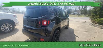 2023 Jeep Renegade Altitude   - Photo 5 - Benton, IL 62812
