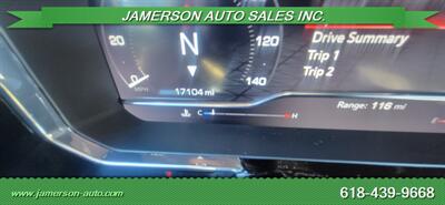 2024 GMC Sierra 1500 SLT   - Photo 19 - Benton, IL 62812