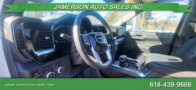2024 GMC Sierra 1500 SLT   - Photo 12 - Benton, IL 62812