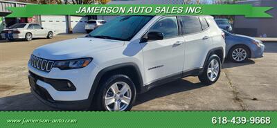 2022 Jeep Compass Latitude   - Photo 3 - Benton, IL 62812