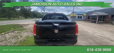 2013 Cadillac Escalade Luxury - Photo 4 - Benton, IL 62812