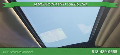 2015 Toyota Highlander XLE   - Photo 16 - Benton, IL 62812