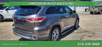 2015 Toyota Highlander XLE   - Photo 4 - Benton, IL 62812