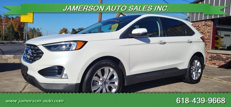 2020 Ford Edge Titanium's photo