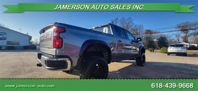 2021 Chevrolet Silverado 1500 LT - Photo 2 - Benton, IL 62812