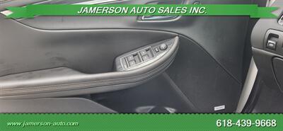 2018 Chevrolet Impala Premier   - Photo 10 - Benton, IL 62812