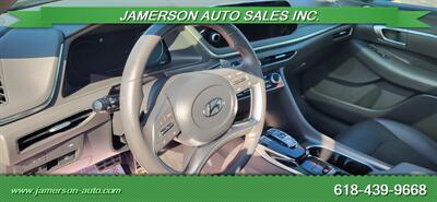 2023 Hyundai SONATA SEL Plus   - Photo 9 - Benton, IL 62812