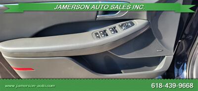 2023 Hyundai SONATA SEL Plus   - Photo 10 - Benton, IL 62812