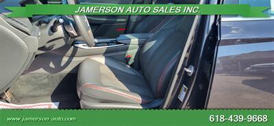 2023 Hyundai SONATA SEL Plus   - Photo 8 - Benton, IL 62812