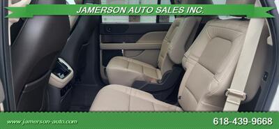 2022 Lincoln Navigator Reserve   - Photo 4 - Benton, IL 62812