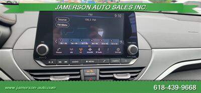 2024 Nissan Altima 2.5 SR   - Photo 12 - Benton, IL 62812