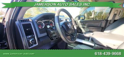 2017 RAM 1500 Express   - Photo 13 - Benton, IL 62812