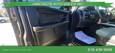 2017 RAM 1500 Express   - Photo 12 - Benton, IL 62812