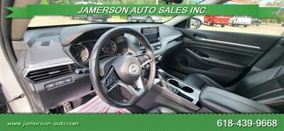 2024 Nissan Altima 2.5 SR - Photo 10 - Benton, IL 62812