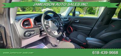 2017 Jeep Renegade Trailhawk - Photo 9 - Benton, IL 62812