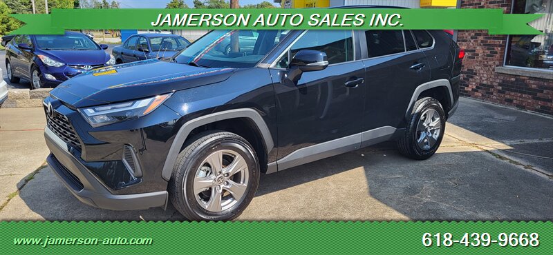 2024 Toyota RAV4 XLE  