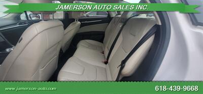 2017 Ford Fusion Titanium - Photo 7 - Benton, IL 62812