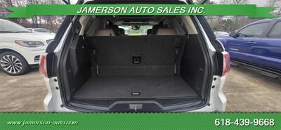 2016 GMC Acadia SLT-1   - Photo 9 - Benton, IL 62812