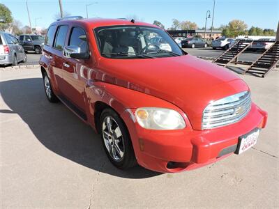 2011 Chevrolet HHR LT   - Photo 4 - Grand Island, NE 68801